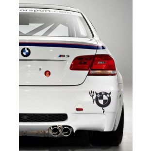BMW ördög autós matrica